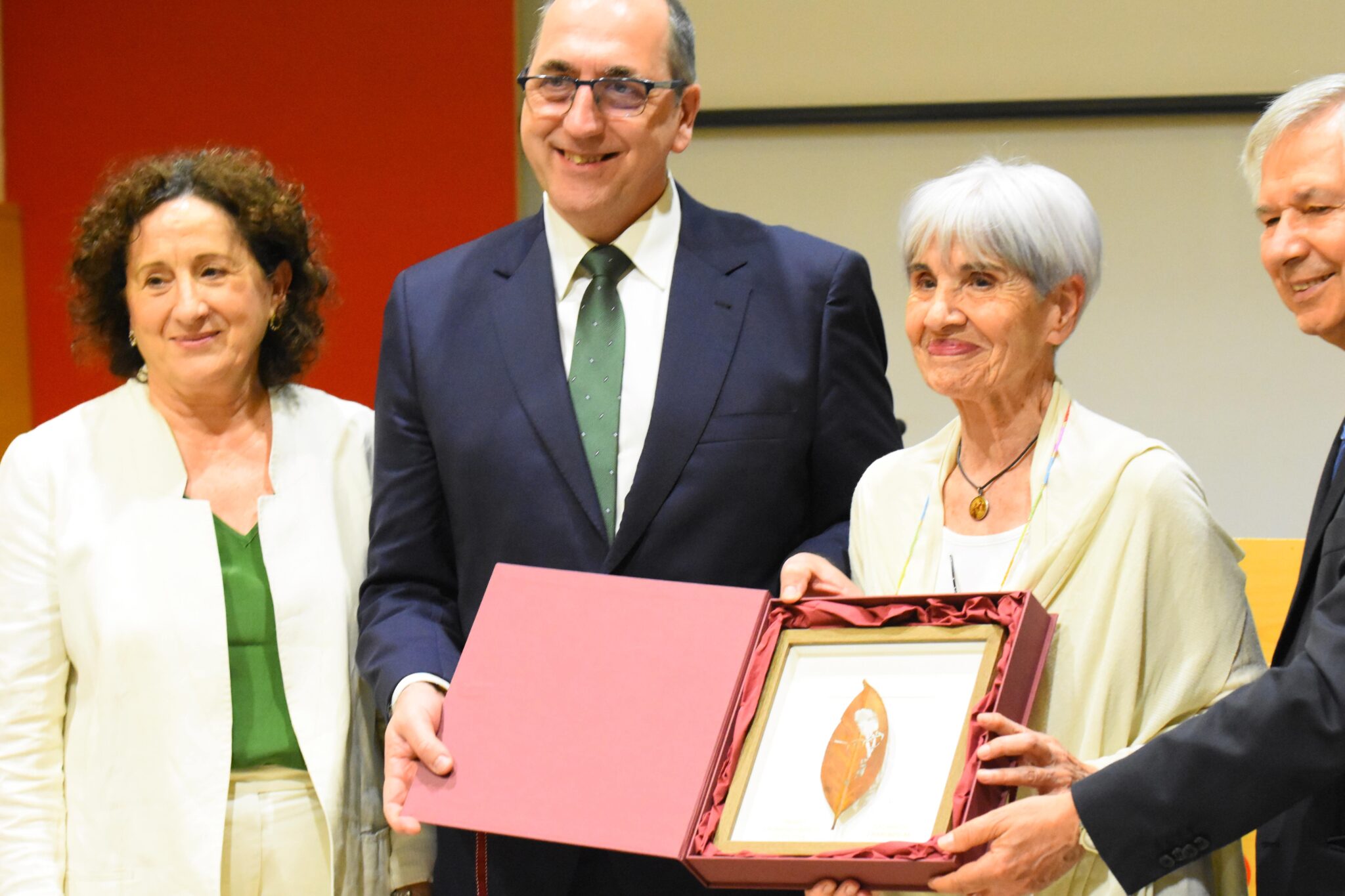 La Casa Misericordia de Pamplona recibió el Premio Arizmendiarrieta 2026